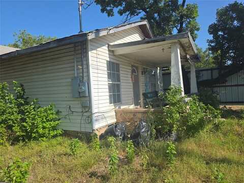 519 N Breckenridge Avenue, Breckenridge, TX 76424