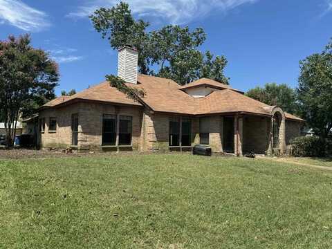 8917 Pine Forest Drive, Rowlett, TX 75088