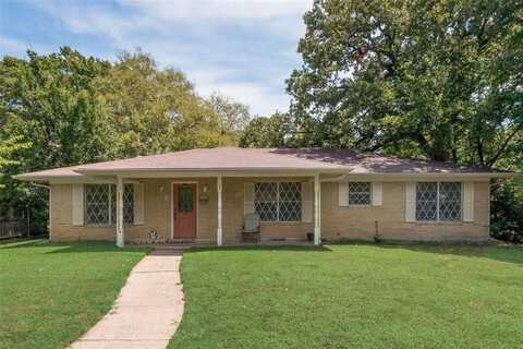 205 Royal Oaks Drive, Greenville, TX 75402