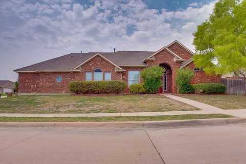 8801 Chaps Avenue, Fort Worth, TX 76244