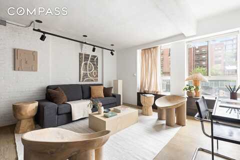 165 Perry Street, New York, NY 10014