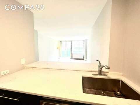 250 West 90th Street, New York, NY 10024