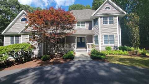 10  Winton Farm Road, Newtown, CT 06470