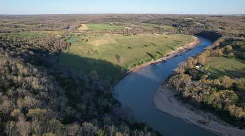 01 North Fork Village St, Tecumseh, MO 65760
