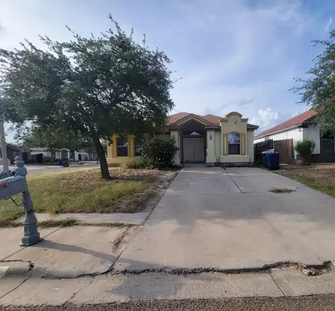6033 Catedral Lp, Laredo, TX 78043
