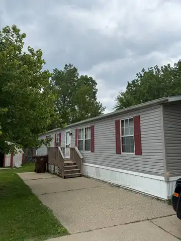 933 Tyler Dr., Eaton Rapids, MI 48827