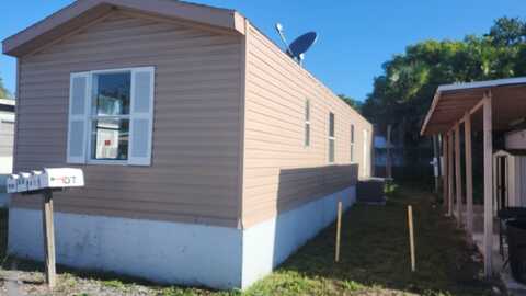 9702 N Central Ave, Tampa, FL 33612