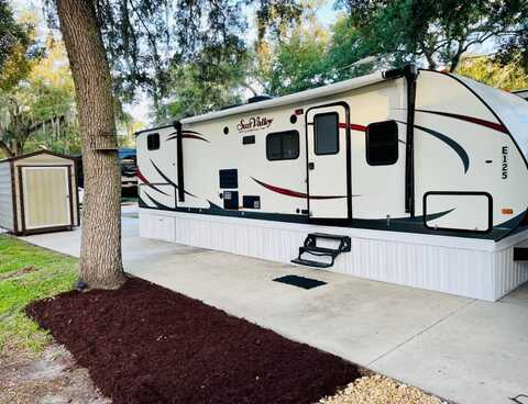 12870 E US 92, Dover, FL 33527