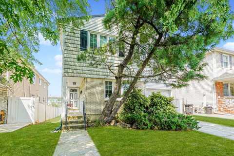 41 Middle Loop Road, Staten Island, NY 10308