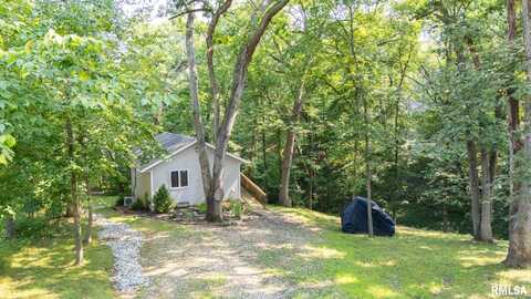 106 HAWTHORNE Court, Dahinda, IL 61428