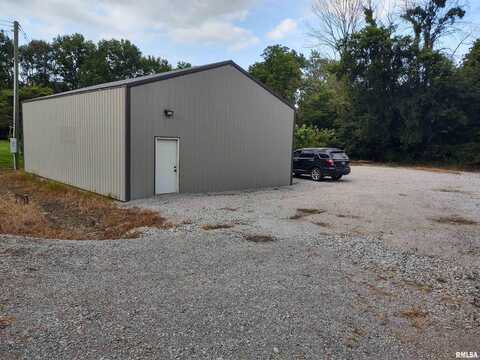 6625 Reevesville Road, Grantsburg, IL 62943
