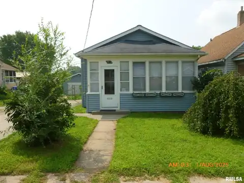 2012 3Y Avenue, East Moline, IL 61244