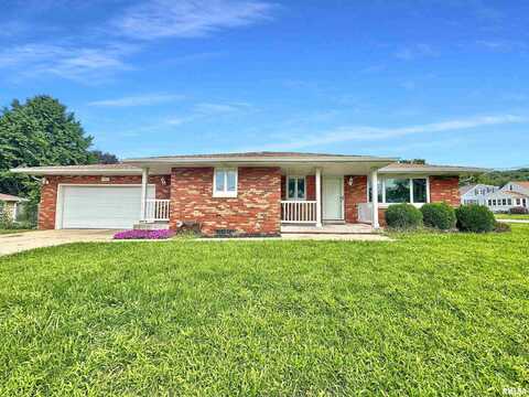 102 MARY Place, East Peoria, IL 61611