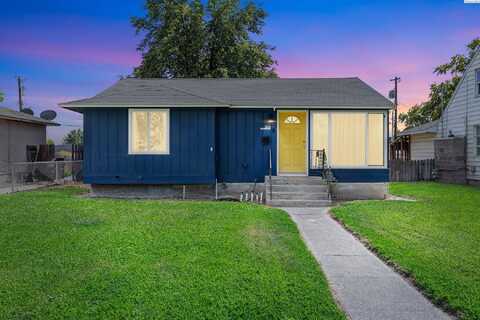 1812 W Hopkins Street, Pasco, WA 99301