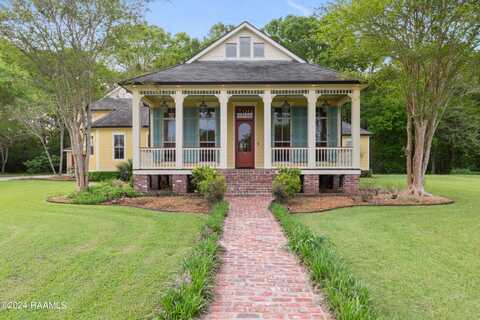 529 Rue La Belle, Breaux Bridge, LA 70517