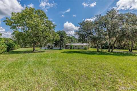 8229 N Calcutta Avenue, Crystal River, FL 34433