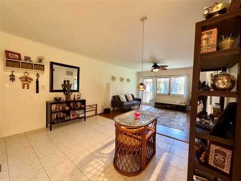 136 NE 19th Ct, Wilton Manors, FL 33305