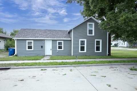 518 DAKOTA Street, OSHKOSH, WI 54902