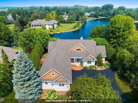 2548 HUNTINGTON Way, SUAMICO, WI 54173