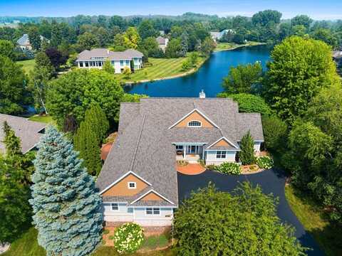 2548 HUNTINGTON Way, SUAMICO, WI 54173
