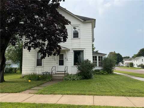 2 S Rural Street, Chippewa Falls, WI 54729