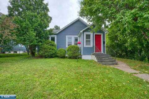 1126 Lincoln Ave, Eveleth, MN 55734