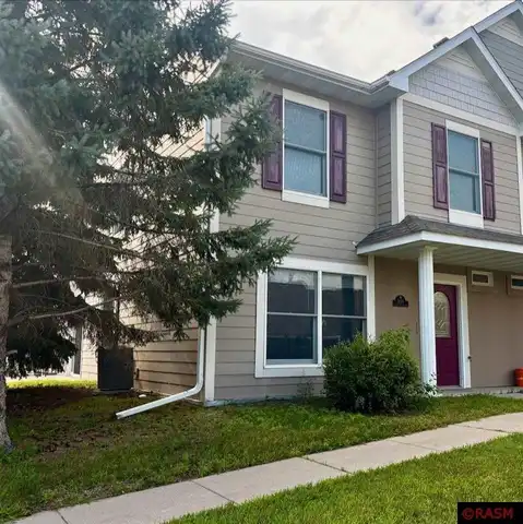 1850 Macintosh Court, Saint Peter, MN 56082