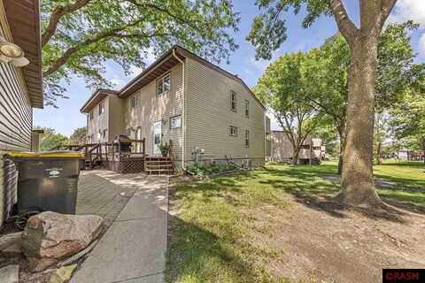 1686 LaMar Drive, North Mankato, MN 56003