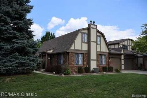 1961 Pondview Court, Rochester Hills, MI 48309