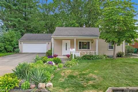 30821 Bock Street, Garden City, MI 48135