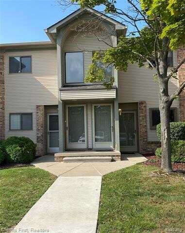 42540 N Lilley Pointe Drive W, Canton, MI 48187