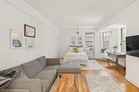 25 Minetta Lane, New York, NY 10012