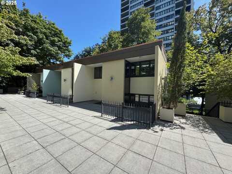 255 SW HARRISON ST, Portland, OR 97201