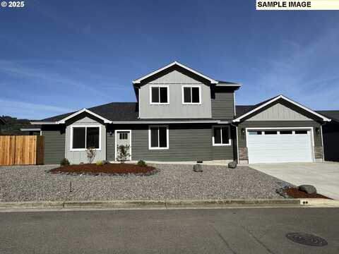 126 COLES VALLEY ST, Sutherlin, OR 97479