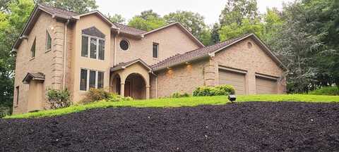 1725 Morwanda ST, Salem, VA 24153