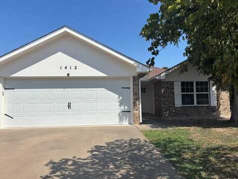 1412 Gregory Dr, San Angelo, TX 76905