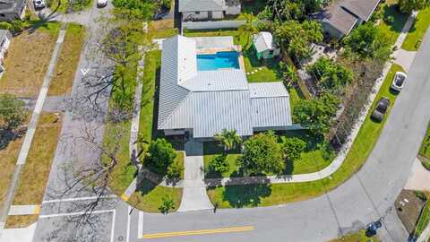 698 NW 12th Road, Boca Raton, FL 33486