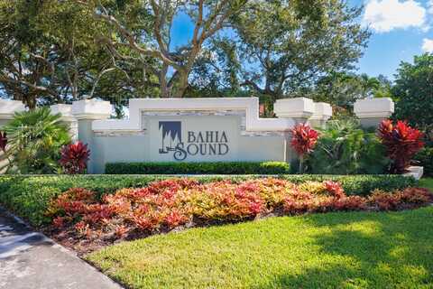 8120 SE Windjammer Way, Hobe Sound, FL 33455