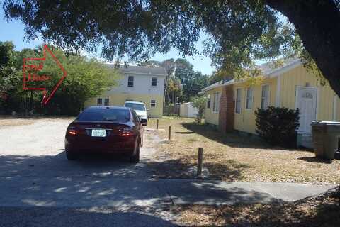 852 SE 14th Street, Stuart, FL 34996