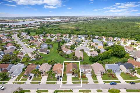 22449 Middletown Drive, Boca Raton, FL 33428