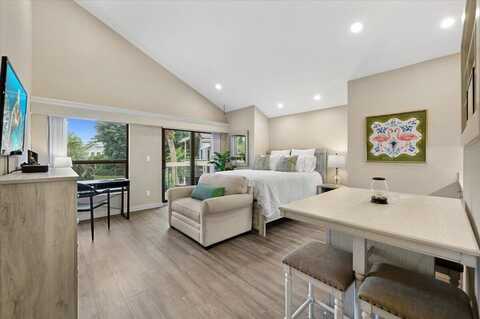 11863 Wimbledon Circle, Wellington, FL 33414