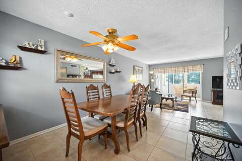 715 Lori Drive, Palm Springs, FL 33461