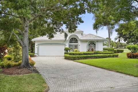 1401 SE Glencoe Court, Port Saint Lucie, FL 34952