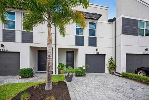 3942 SE Caladium Court, Stuart, FL 34997