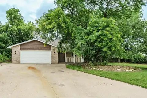 819 Dorland Road S, Maplewood, MN 55119