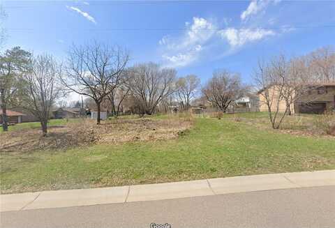 8683 Peony Lane N, Maple Grove, MN 55311
