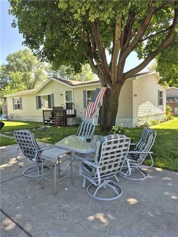 4002 Flamingo Drive NE, Ham Lake, MN 55304