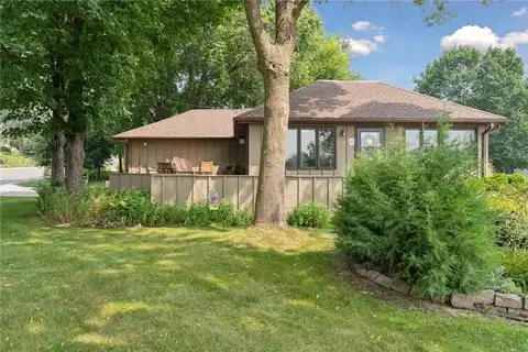 1768 E Shore Drive, Maplewood, MN 55109