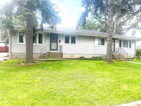 1600 Old Hudson Road, Saint Paul, MN 55106