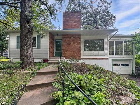 3340 Lee Avenue N, Golden Valley, MN 55422